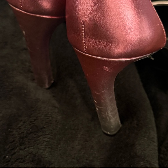DKNY Shimmering Pink and Silver Heels - Picture 11 of 14